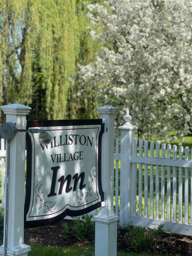 Williston Village Inn เบอร์ลิงตัน ภายนอก รูปภาพ